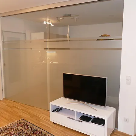 Chads Mit Tiefgarage Free Parking Lägenhet