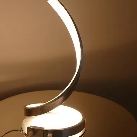 Chads Mit Tiefgarage Free Parking Грац